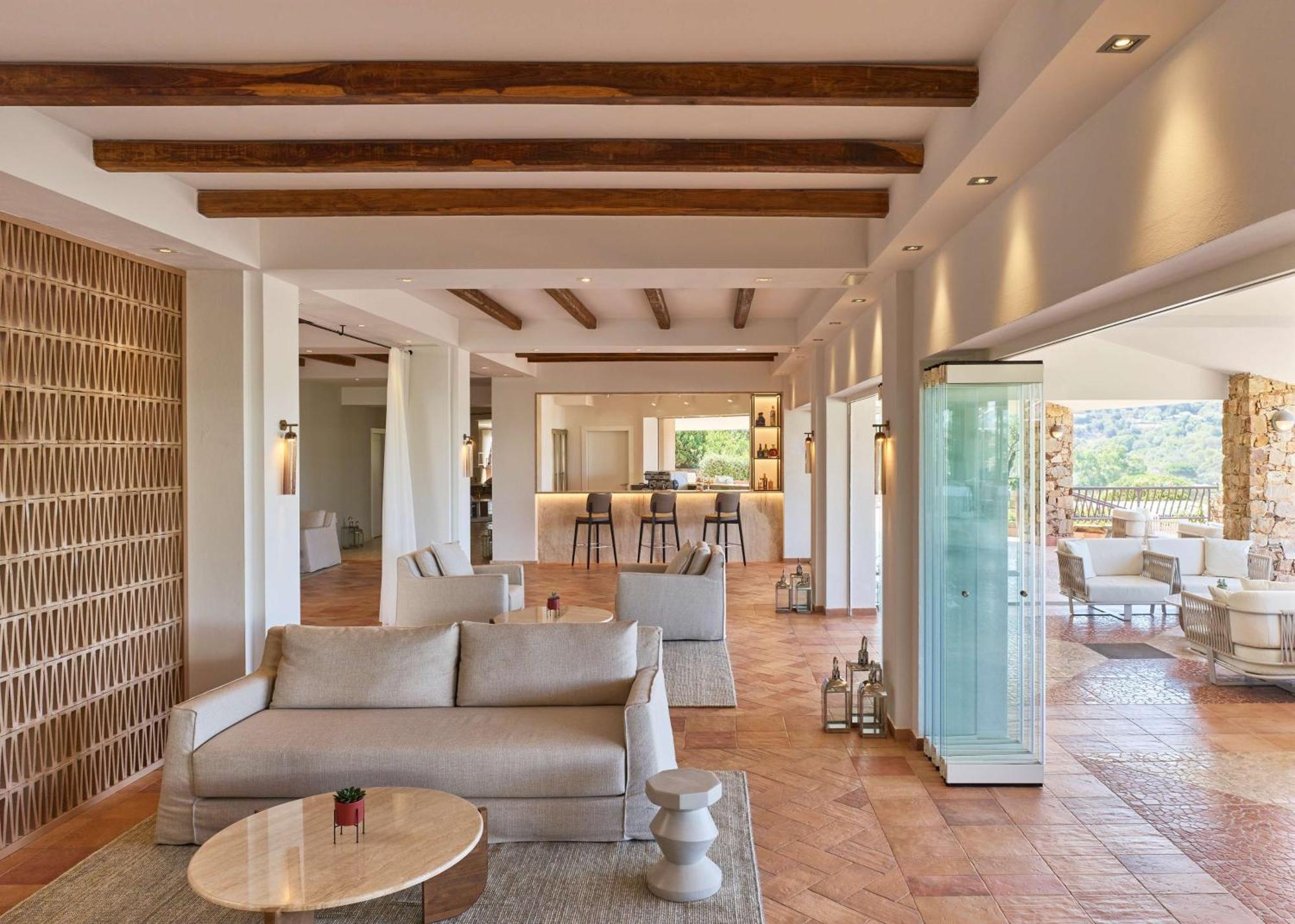 Conrad Laguna Sardinia