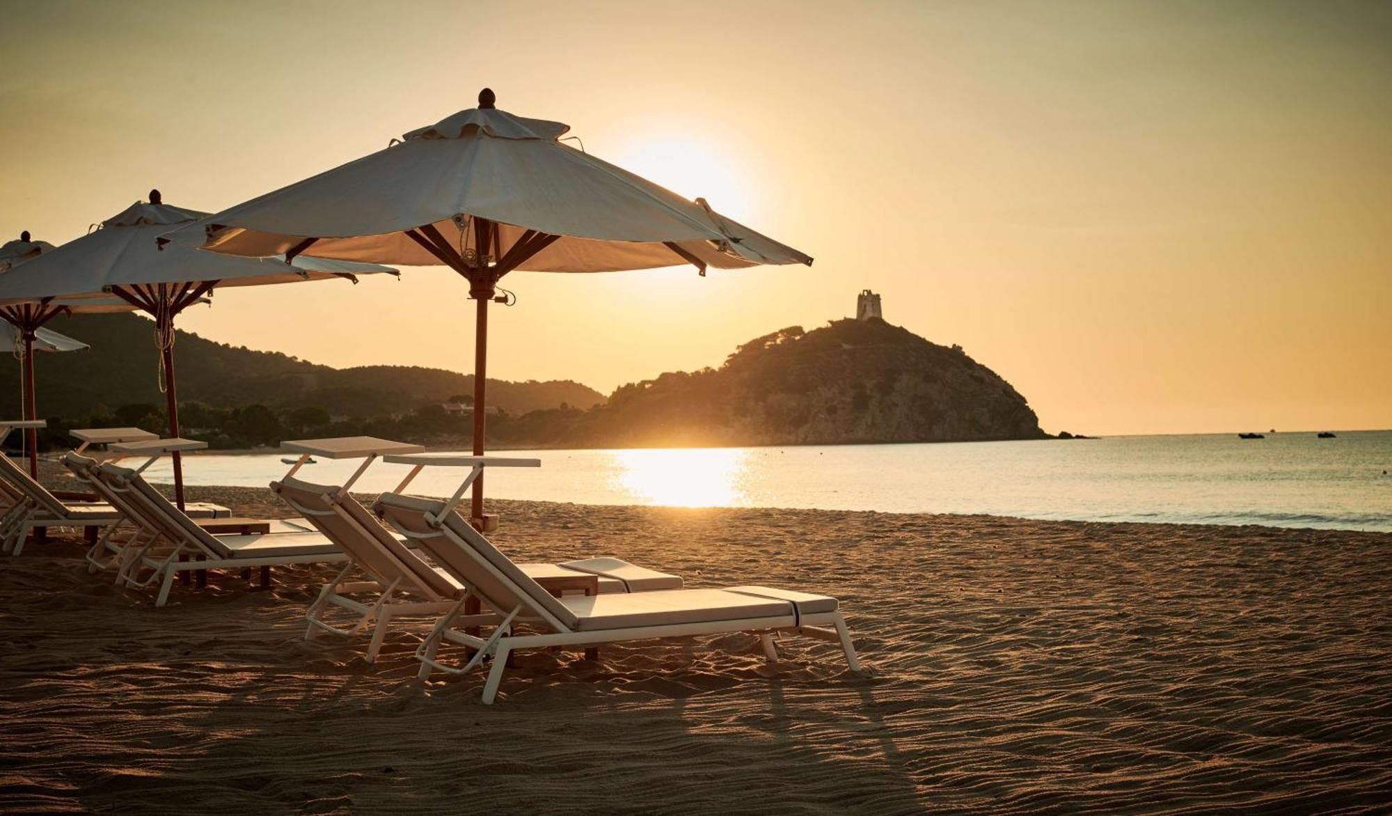 Conrad Laguna Sardinia 5* Chia